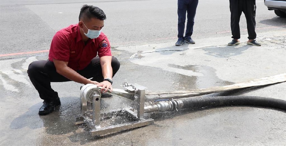 消防水帶收捲機曾獲專利 官田分隊改良再升級